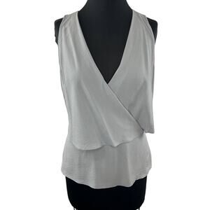 THEORY Light Gray Sleeveless Surplice Neckline 100% Silk Tiered Blouse Sz M